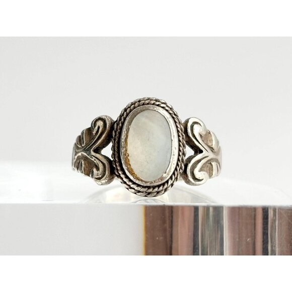 Navajo Mother of Pearl Inlay Ornate 925 Sterling Silver Vintage Ring - sz 6.5 - Picture 1 of 16